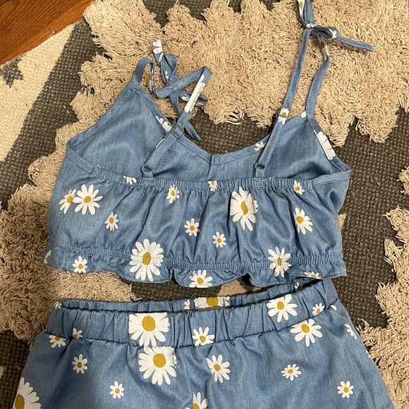 Shein easter matching set - Picture 3 of 5